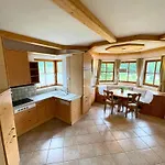 Helles Mit Seeblick Oberdorf (Spittal an der Drau, Carinthia)