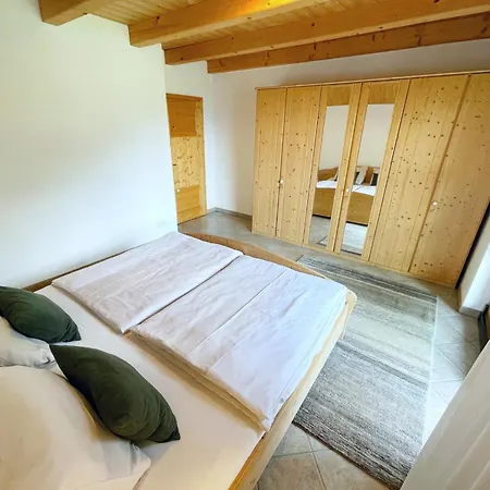 Helles Mit Seeblick * Oberdorf (Spittal an der Drau, Carinthia)