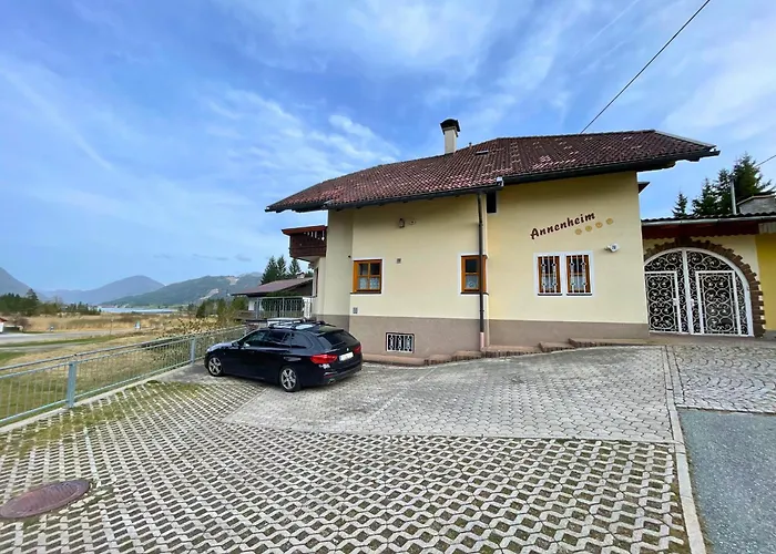 Helles Mit Seeblick *